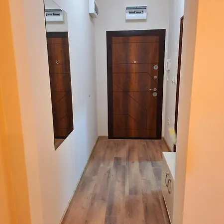 Mirage Deluxe Apartament *